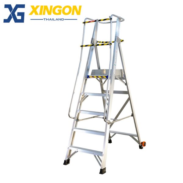 บันไดอลูมิเนียมติดล้อ5ฟุตมีราวจับและกันตก XG-152A5
