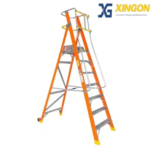 บันไดแพลตฟอร์ม ไฟเบอร์กลาส ติดล้อ 7ฟุต มีราวจับ และกันตก XG-152FD7