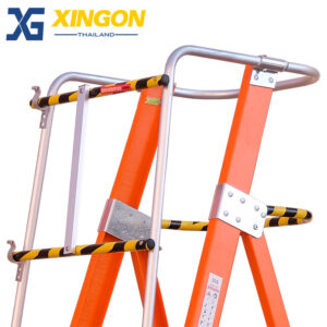 บันไดแพลตฟอร์ม ไฟเบอร์กลาส ติดล้อ 5ฟุต มีราวจับ และกันตก XG-152FD5 - Image 3